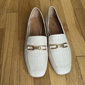 Women Loafer